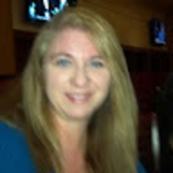 Meet your Posher, Christine - Picture 1 of 1